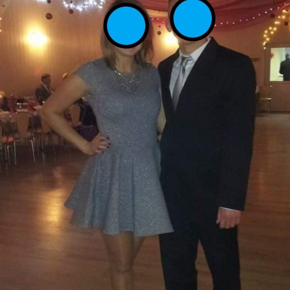 Bell-shaped dress with silver thread - Picture 4 of 5